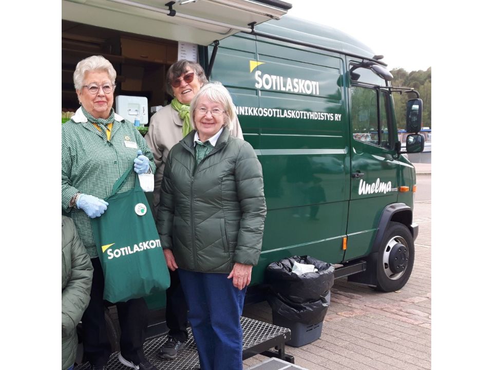 Rannikkosotilaskotiyhdistyksen Kyminlinnan paikallisosaston sisaria