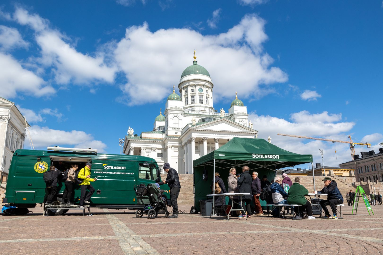 Sotilaskotitoiminnan perinnepäivä 7.5. Senaatintorilla.