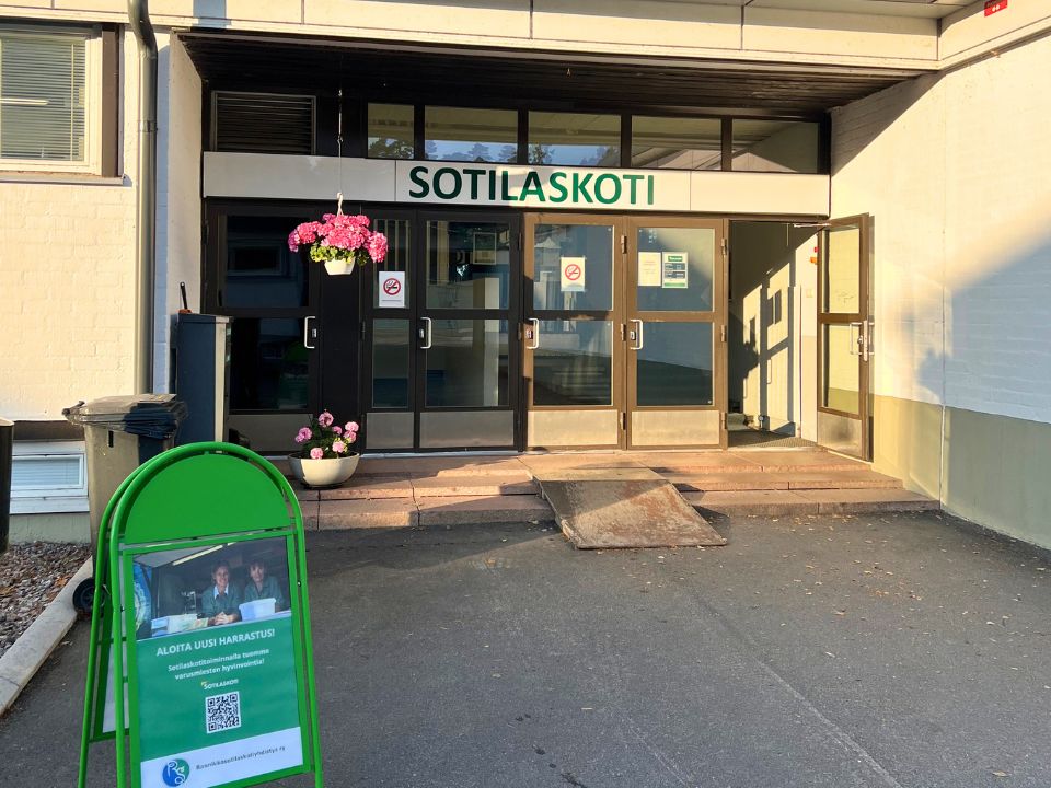 Upinniemen sotilaskoti